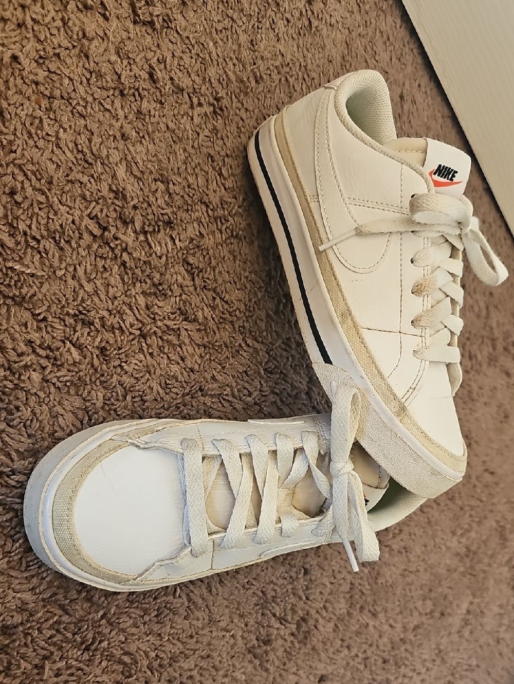 Nike White Low-Top Sneakers with Cream Accents